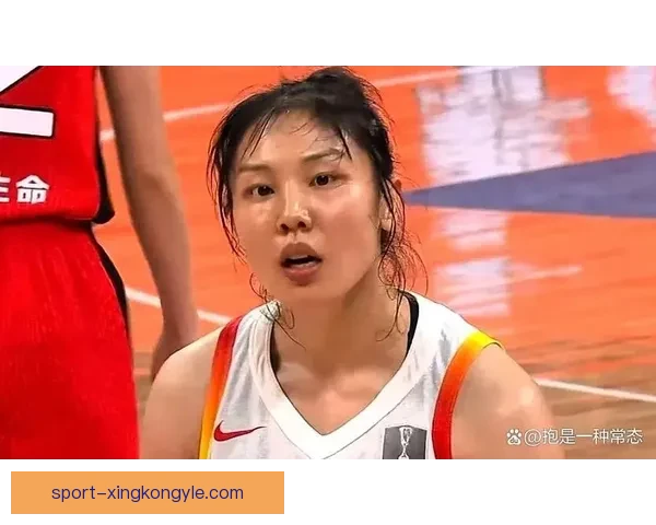 中国女篮连遭逆转失误频出 中国女篮连遭逆转失误频出